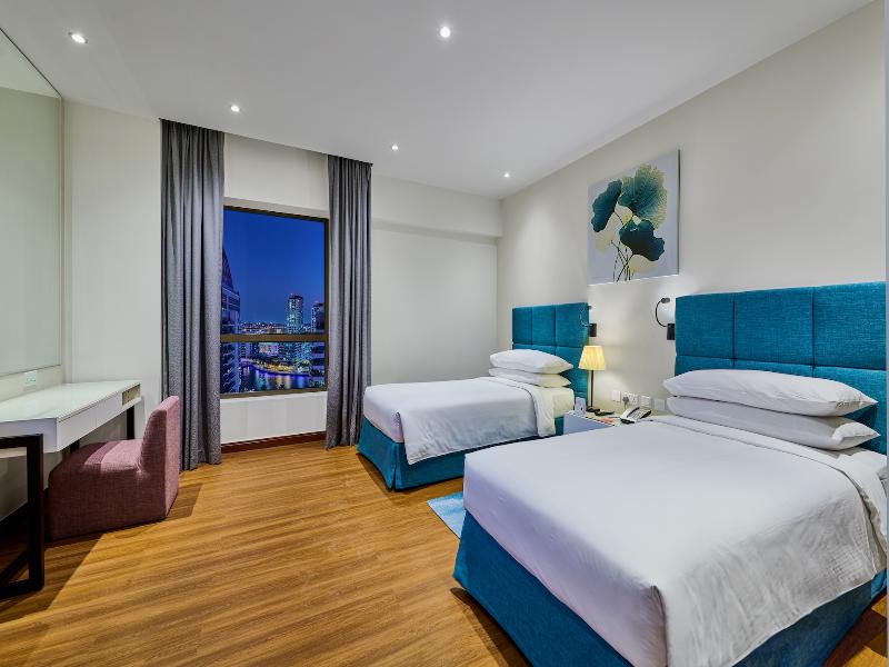 Ramada Hotel & Suites by Wyndham JBR - Oda
