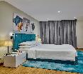 Ramada Hotel & Suites by Wyndham JBR oda fotoğrafı