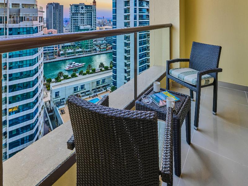 Ramada Hotel & Suites by Wyndham JBR - Oda