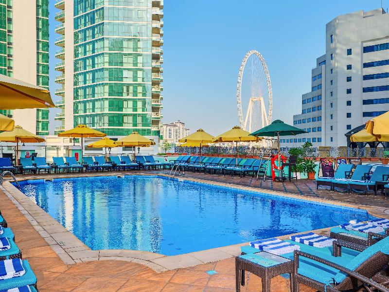 Ramada Hotel & Suites by Wyndham JBR - Havuz