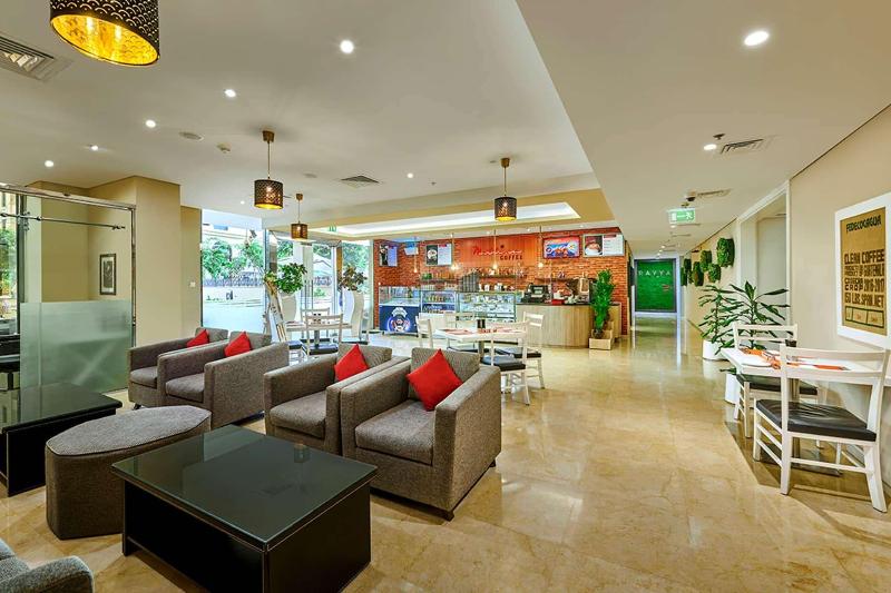 Ramada Hotel & Suites by Wyndham JBR - Restoran