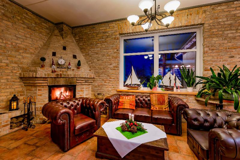 Land Gut Hotel Hermann - Lobi
