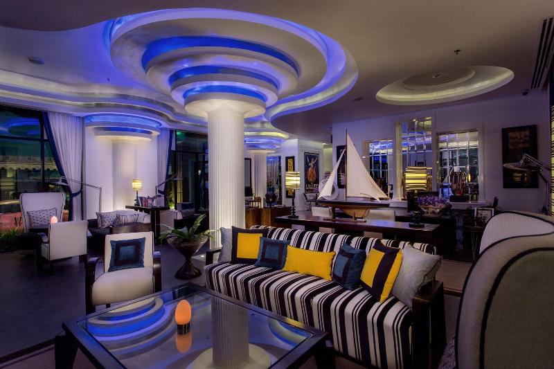 Wave Hotel - Lobi