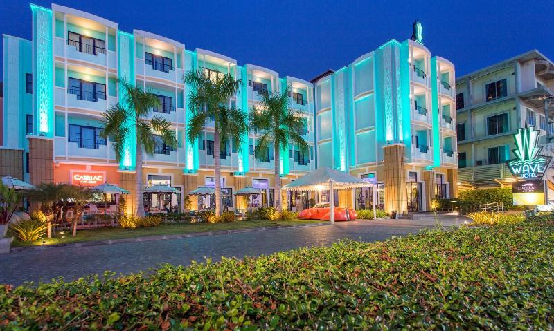 Wave Hotel - Genel