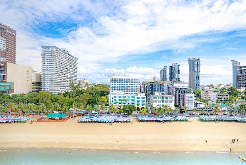 Wave Hotel - Genel