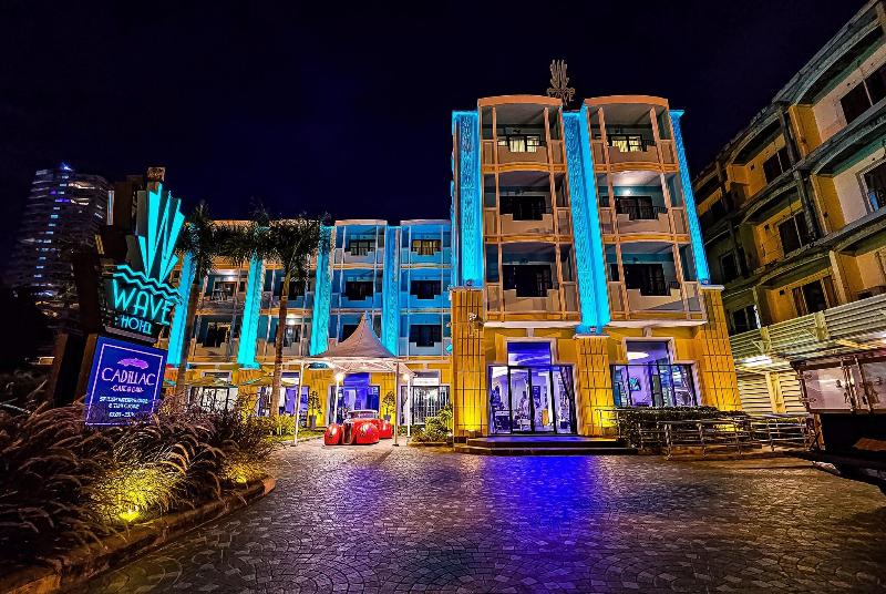Wave Hotel - Genel