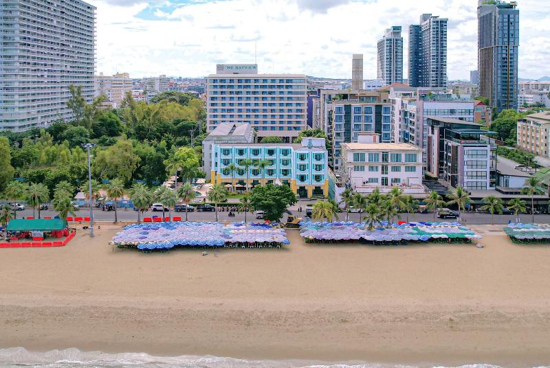 Wave Hotel - Genel
