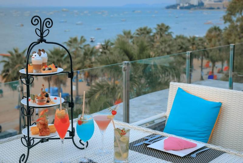 Wave Hotel - Teras