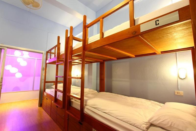 Pak Up Hostel - Genel