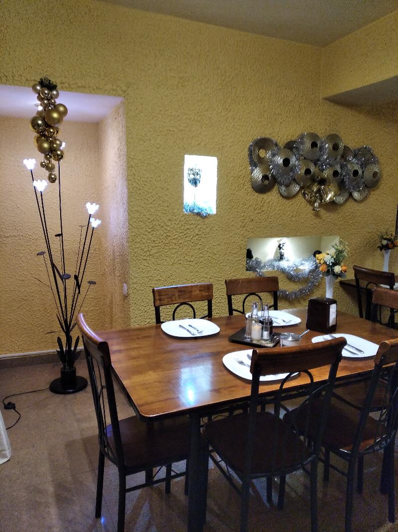 Diplomat Hotel - Restoran