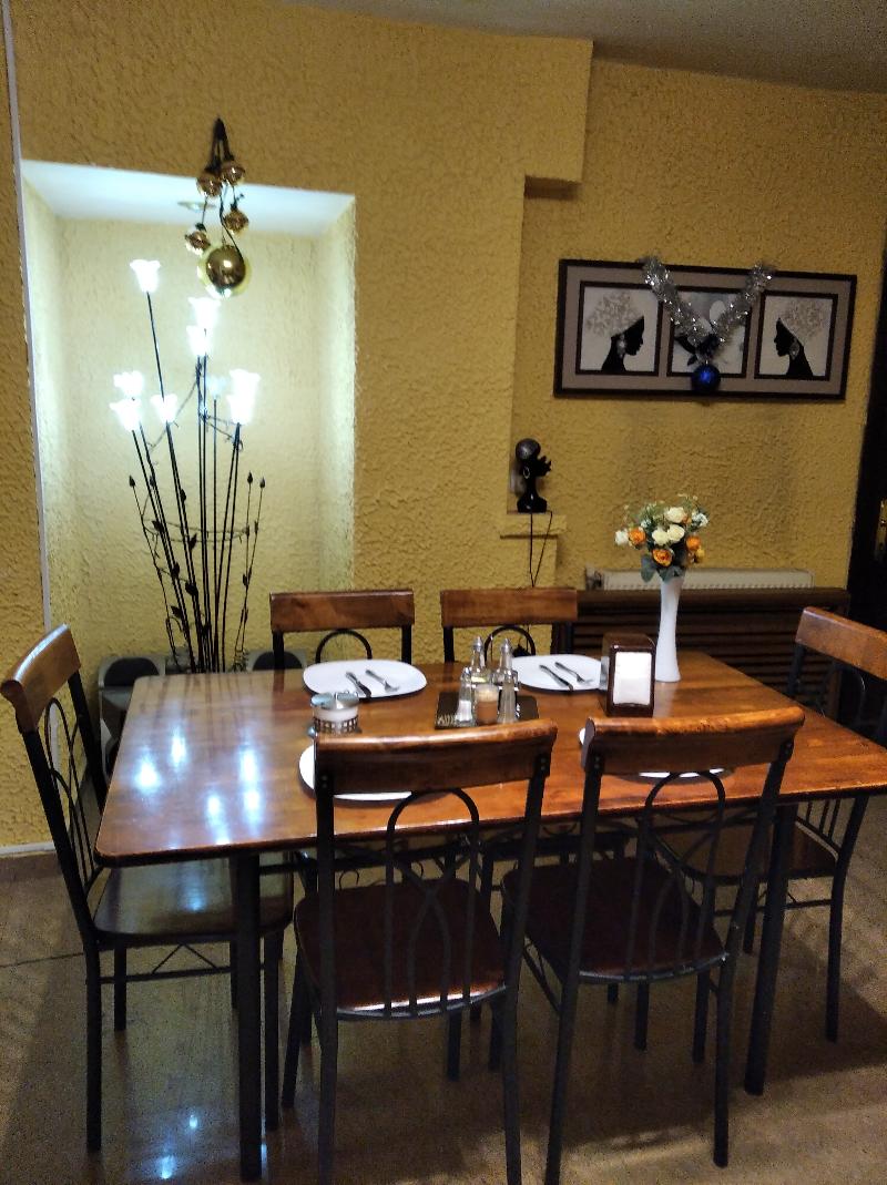 Diplomat Hotel - Restoran