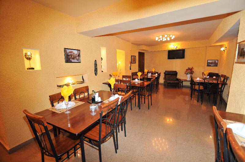 Diplomat Hotel - Restoran
