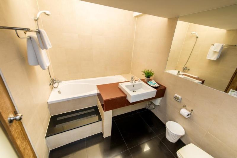 Laemtong Hotel Serviced Apartment - Genel