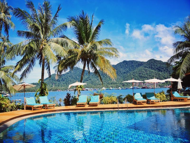 Resolution Resort - Havuz