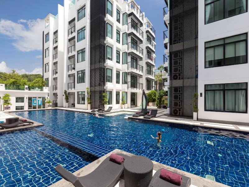 Kamala Regent Resort - Havuz