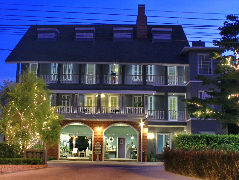 Perennial Resort - Genel