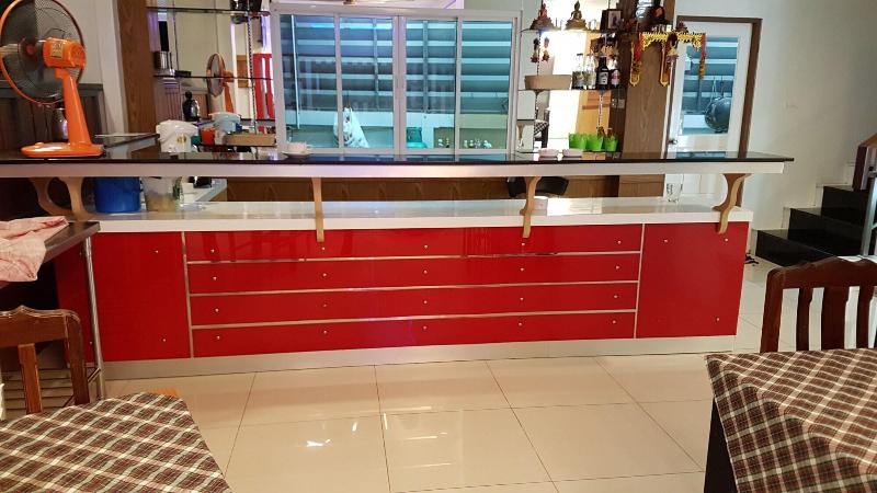Green Harbor Hotel  Service Apartment - Bar