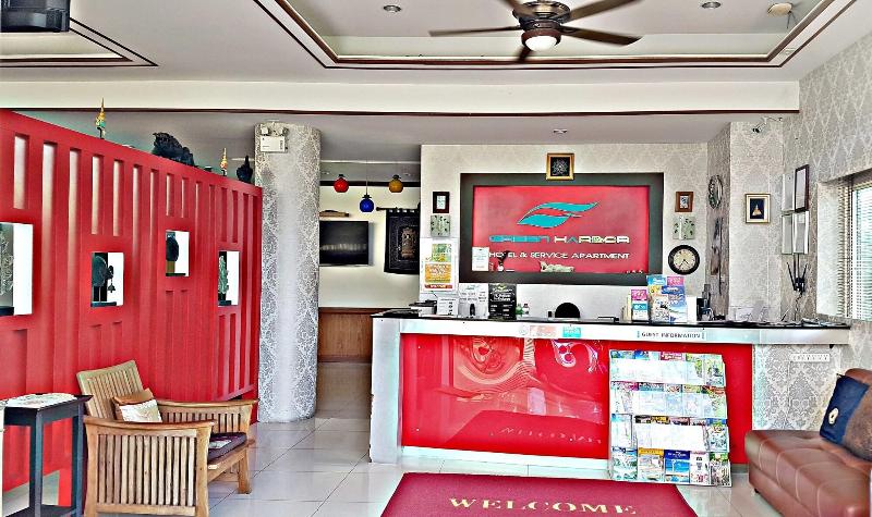 Green Harbor Hotel  Service Apartment - Lobi