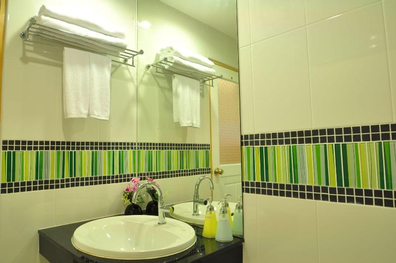 Green Harbor Hotel  Service Apartment - Oda