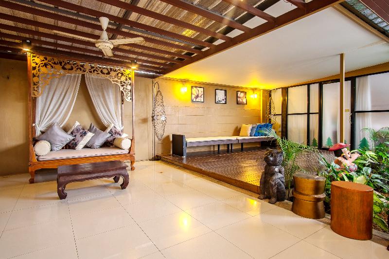 Naiyang Beach Hotel - Lobi