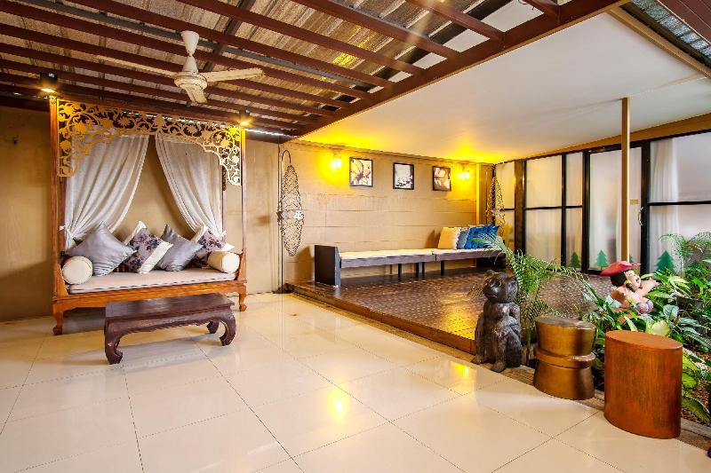 Naiyang Beach Hotel - Lobi