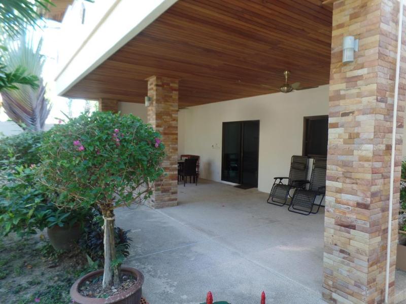 Babylon Pool Villas - Genel