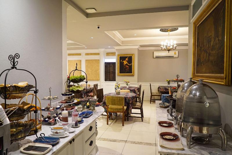 At Pingnakorn Nimmanhaemin Hotel - Restoran