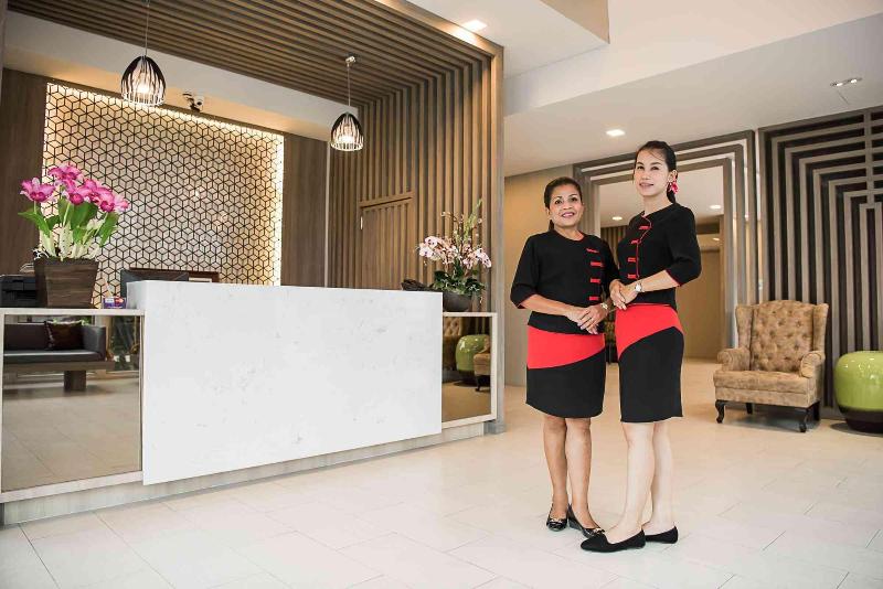 Embryo Hotel - Lobi