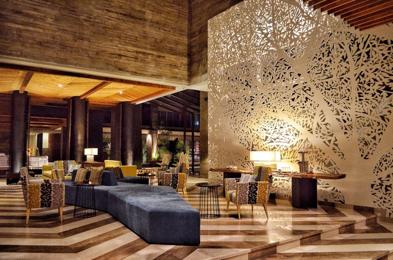 TS Suites Seminyak Bali - Lobi