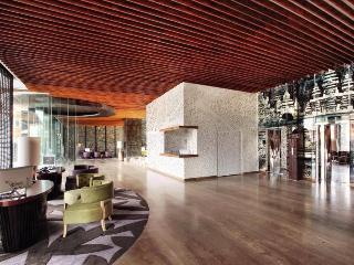 TS Suites Seminyak Bali fotoÄŸrafÄ±