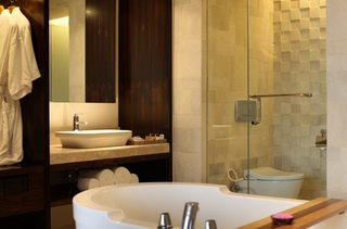 TS Suites Seminyak Bali fotoÄŸrafÄ±