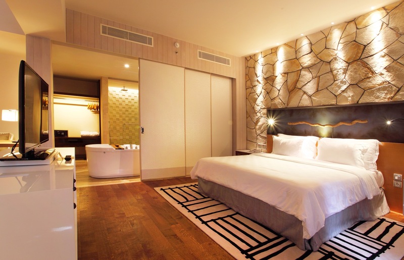TS Suites Seminyak Bali - Oda