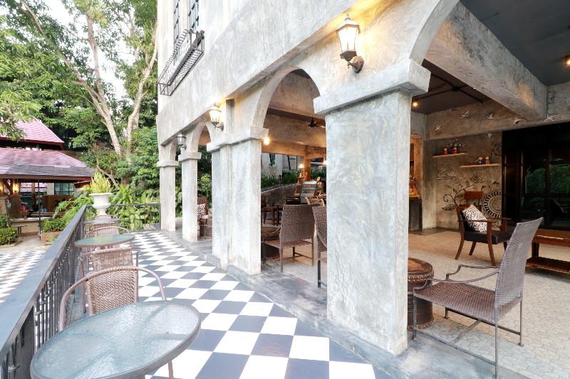 Capital O 464 At Nata Chiangmai Chic Jungle - Restoran