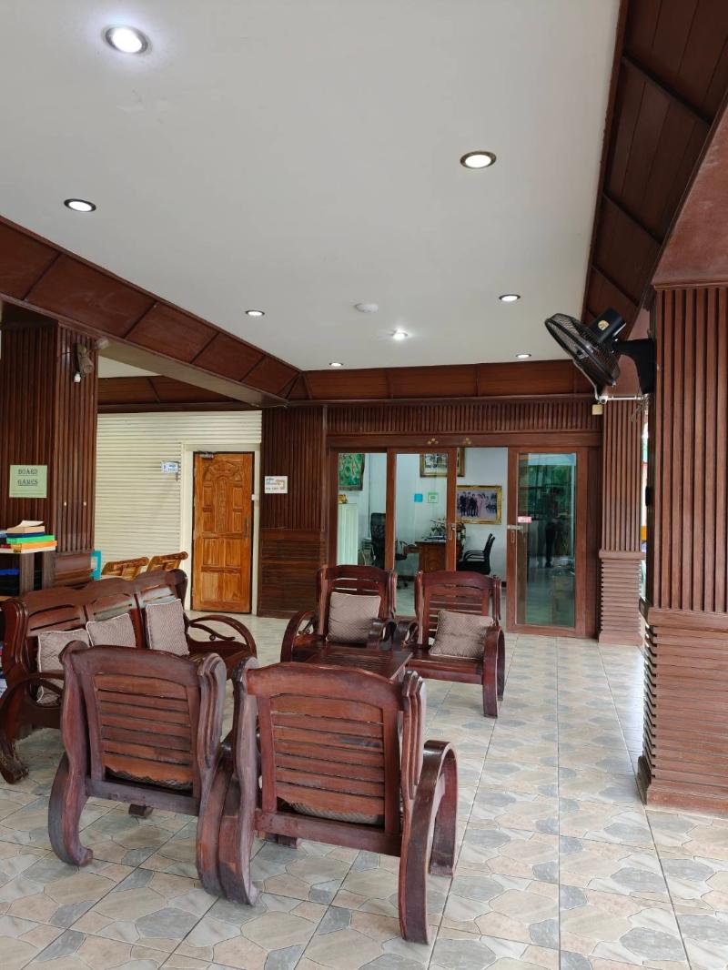 The Green Beach Resort - Lobi