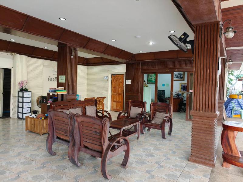 The Green Beach Resort - Lobi