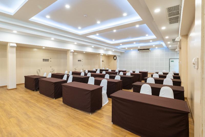 The Green Beach Resort - Toplantı