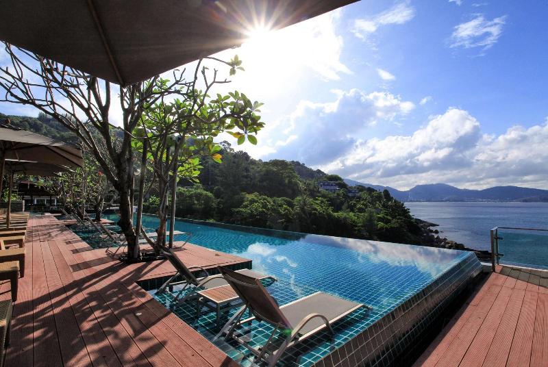 Zenmaya Oceanfront Phuket Trademark Collection - Havuz