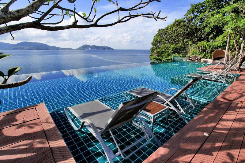 Zenmaya Oceanfront Phuket Trademark Collection - Havuz