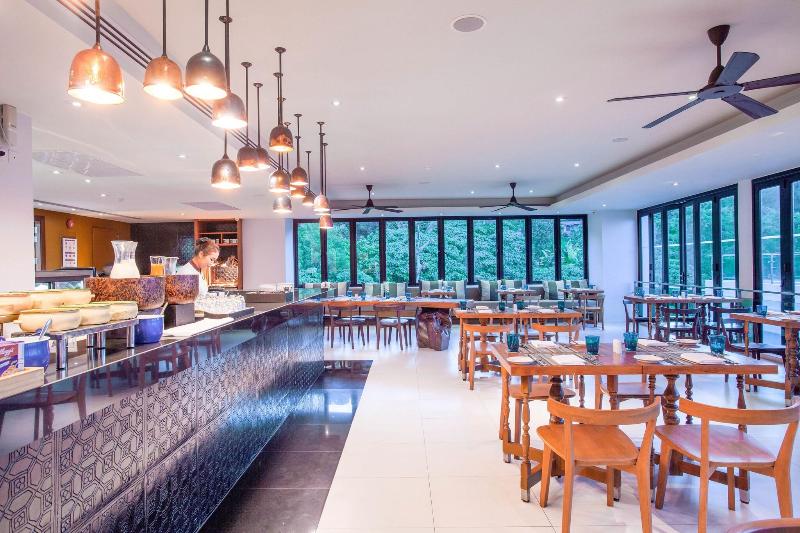 Zenmaya Oceanfront Phuket Trademark Collection - Restoran