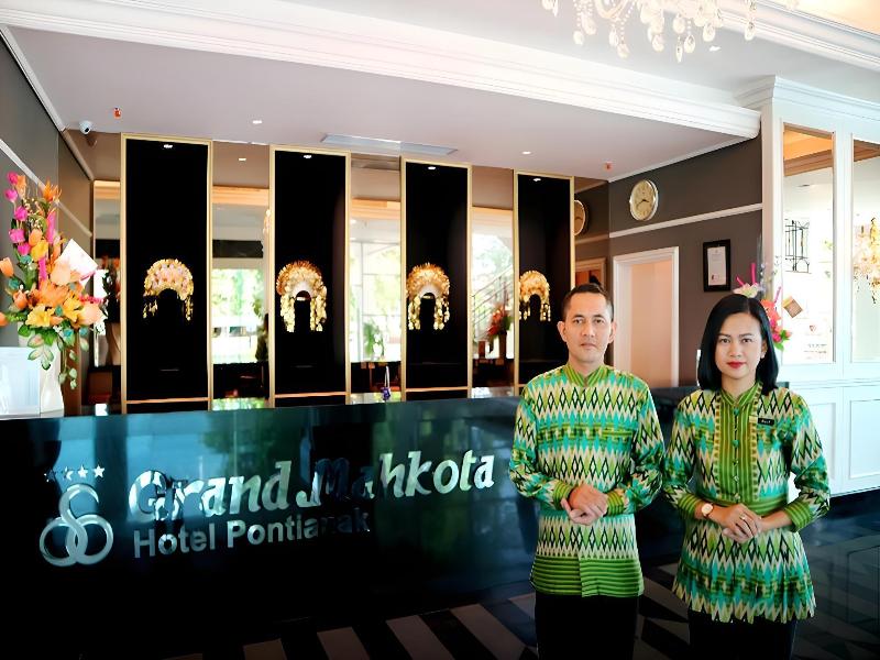 Grand Mahkota Hotel Pontianak - Lobi