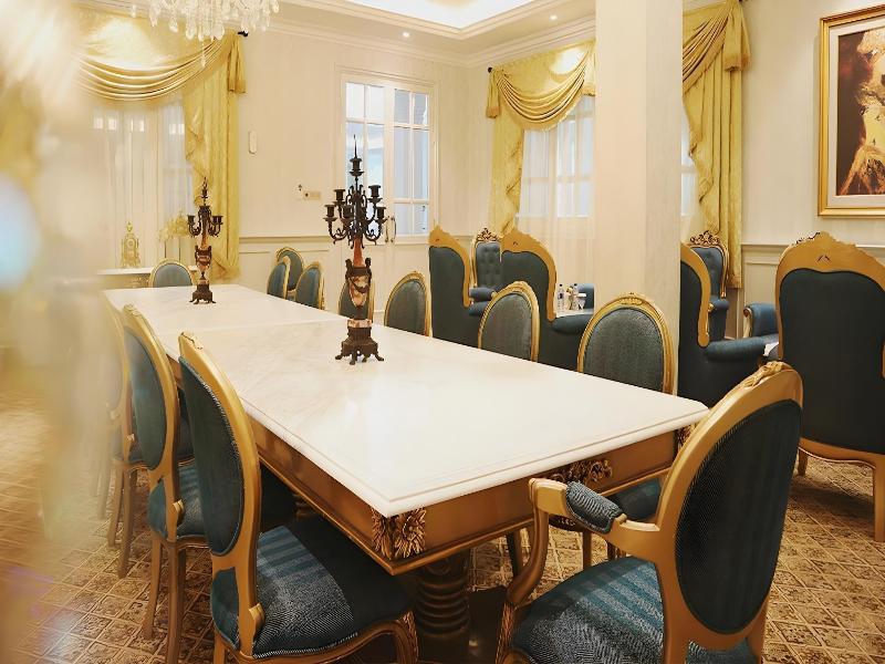 Grand Mahkota Hotel Pontianak - Restoran