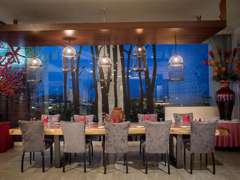 Crown Vista Batam - Restoran