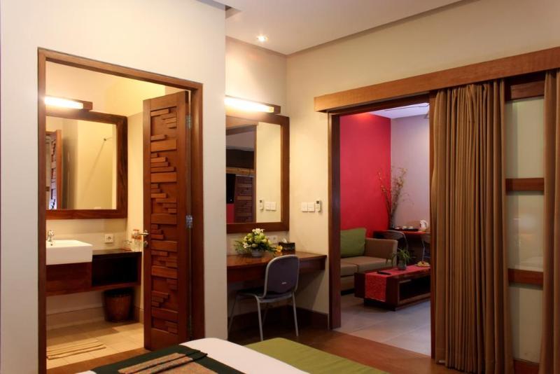 The Green Zhurga Suites - Genel