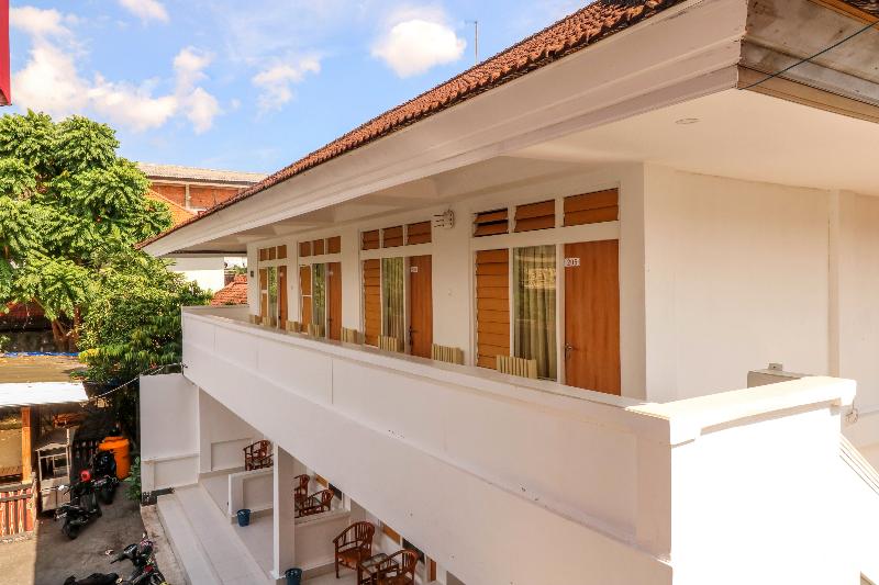 OYO 1384 Pulau Bali Hotel - Lobi
