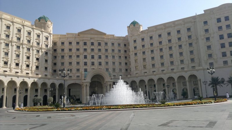 The Ritz-Carlton, Riyadh - Genel