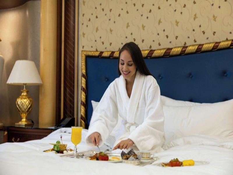 The Ritz-Carlton, Riyadh - Genel