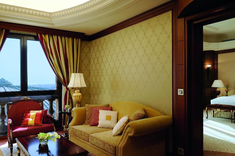 The Ritz-Carlton, Riyadh - Oda