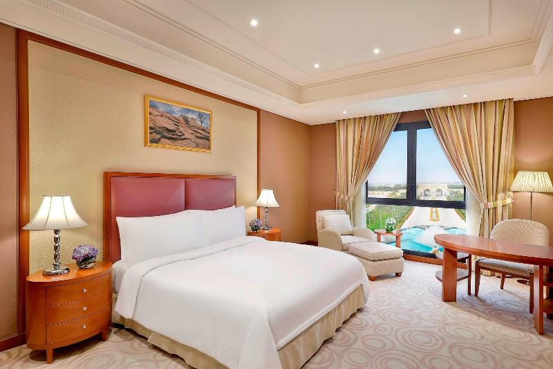 The Ritz-Carlton, Riyadh - Oda