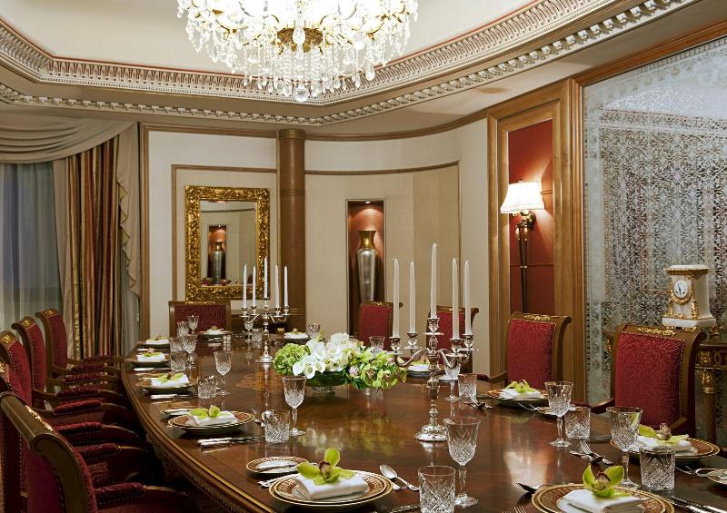 The Ritz-Carlton, Riyadh - Oda