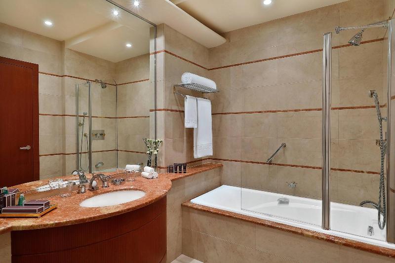 The Ritz-Carlton, Riyadh - Oda